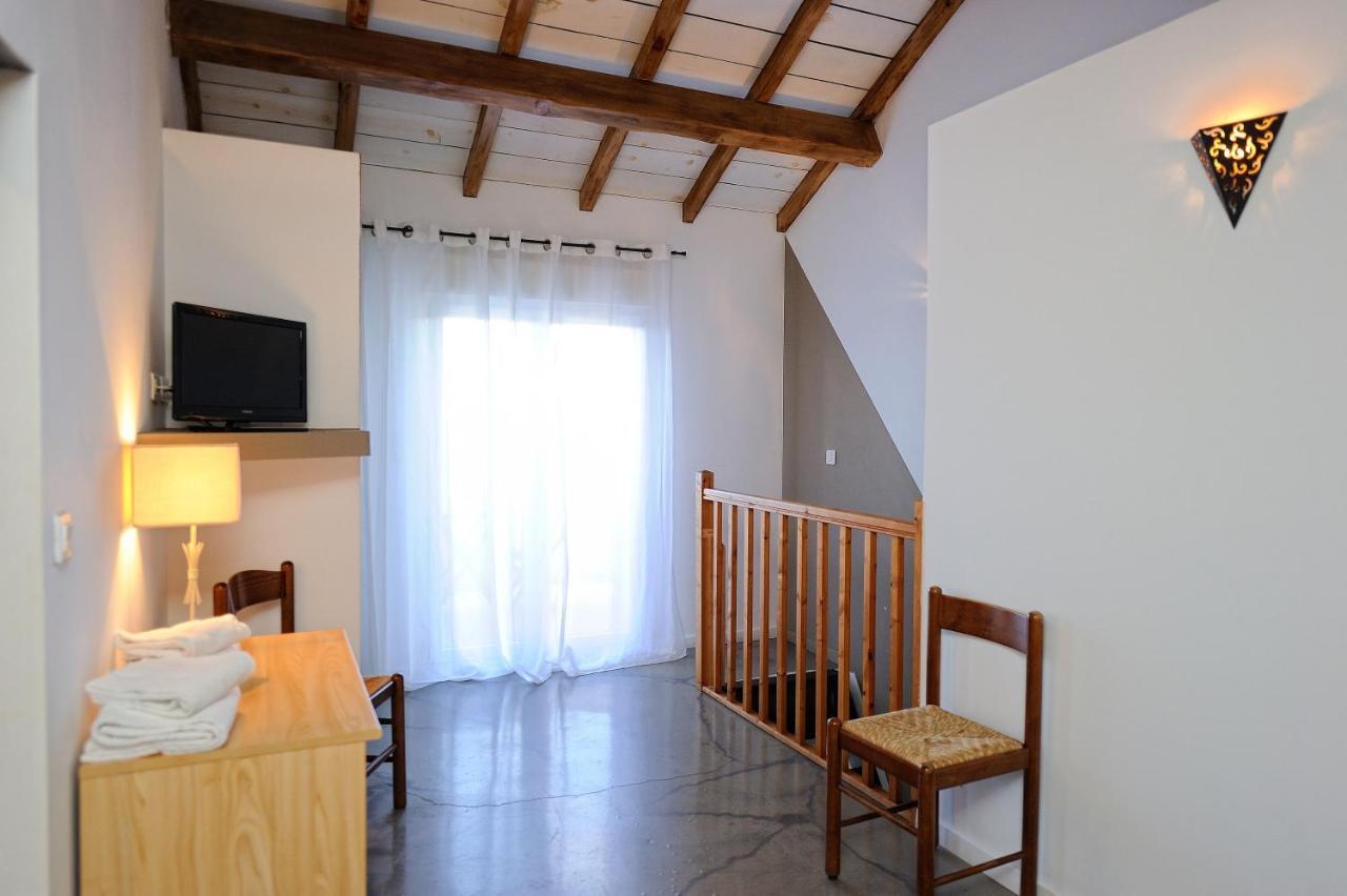 Appartement Du Tourisme Zonza Esterno foto